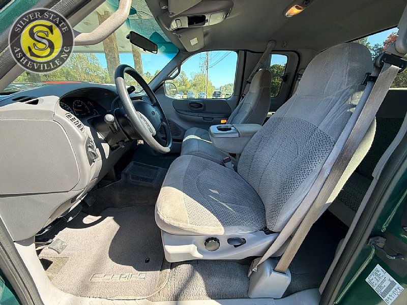 Used 2000 Ford F150 XLT AWD/4WD image 11