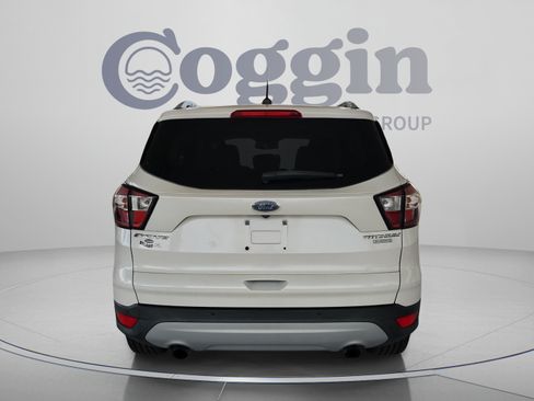 Used 2017 Ford Escape Titanium FWD image 4