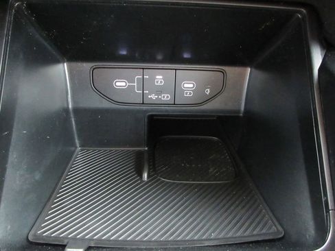 Used 2024 Kia Sorento X-Line EX image 31