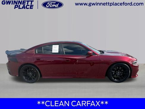 Used 2018 Dodge Charger R/T RWD image 4