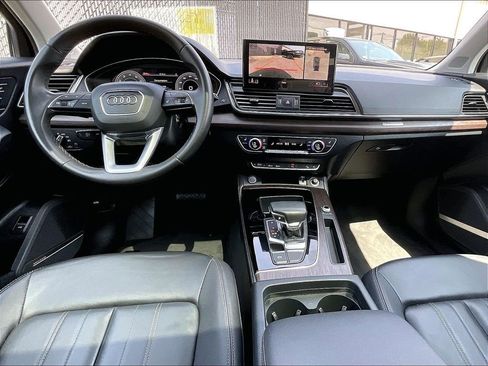 Used 2023 Audi Q5 2.0T Premium Plus w/ Premium Plus Package AWD/4WD image 21