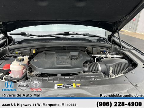 Used 2022 Jeep Grand Cherokee L Overland w/ Advanced Protech Group III AWD/4WD image 13