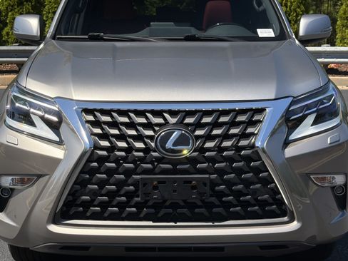 Used 2023 Lexus GX 460 Premium w/ Premium Package AWD/4WD image 40