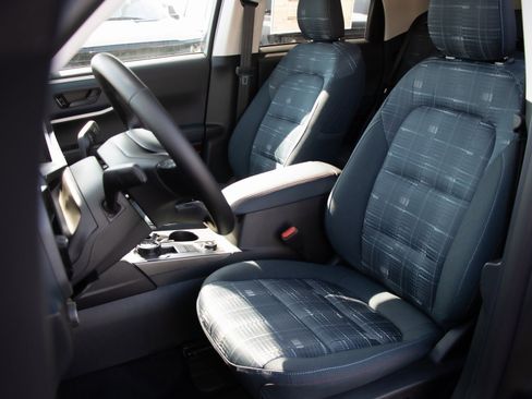 New 2025 Ford Bronco Sport Heritage w/ Convenience Package image 28