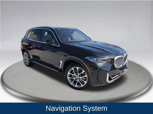 Used 2025 BMW X5 xDrive40i image 2