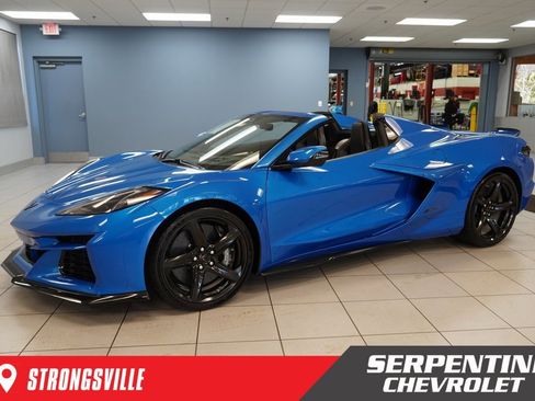 New 2026 Chevrolet Corvette E-Ray w/ Battery Protection Package image 1