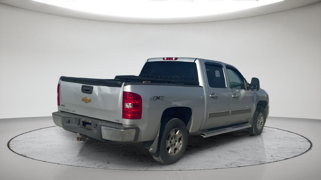 Used 2012 Chevrolet Silverado 1500 LTZ AWD/4WD image 7