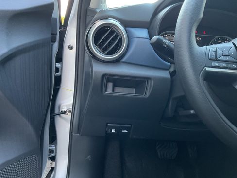 New 2025 Nissan Versa SV w/ Trunk Package image 22