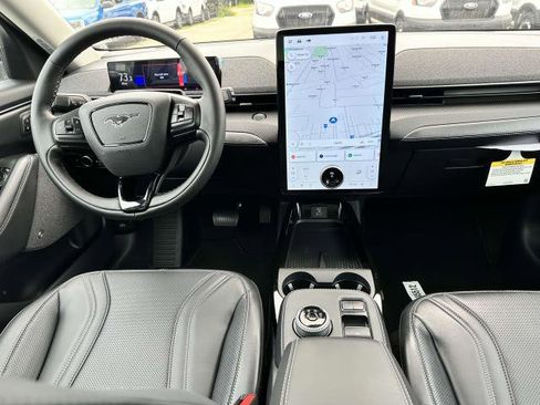 Used 2024 Ford Mustang Mach-E Premium image 18