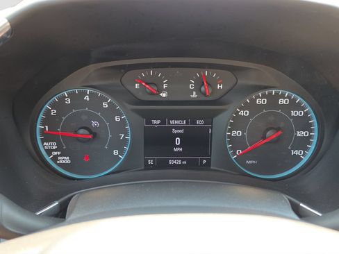 Used 2022 Chevrolet Equinox LS AWD/4WD image 10