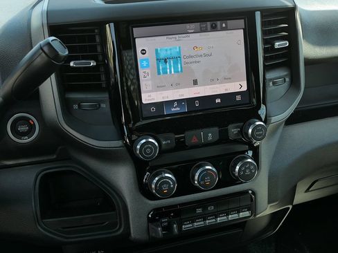 New 2025 RAM 4500 Tradesman RWD image 19