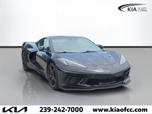 Used 2025 Chevrolet Corvette Stingray Preferred Conv w/ Z51 Performance Package RWD image 1