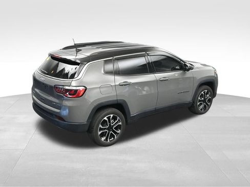 Used 2023 Jeep Compass Limited AWD/4WD image 21