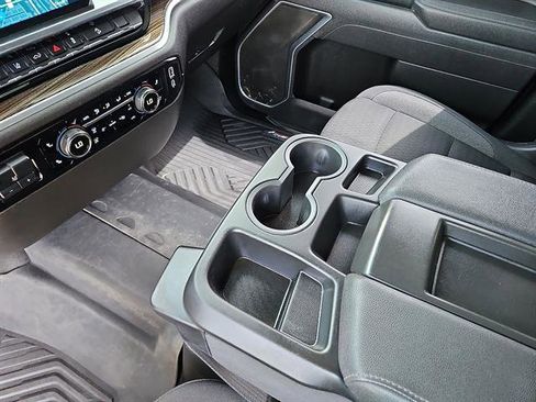 Used 2025 Chevrolet Silverado 2500 LT AWD/4WD image 20