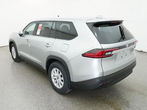 New 2026 Toyota Grand Highlander XLE image 38