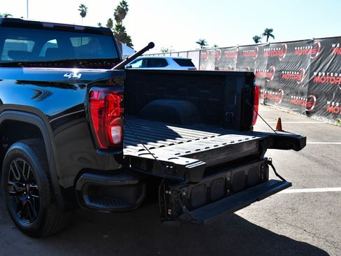 Used 2023 GMC Sierra 1500 Elevation image 44