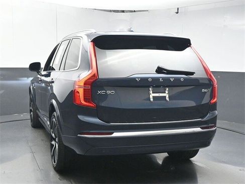 Used 2023 Volvo XC90 B6 Plus w/ Protection Package Premier image 6