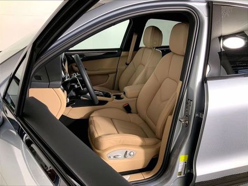 New 2026 Porsche Macan S AWD/4WD image 5