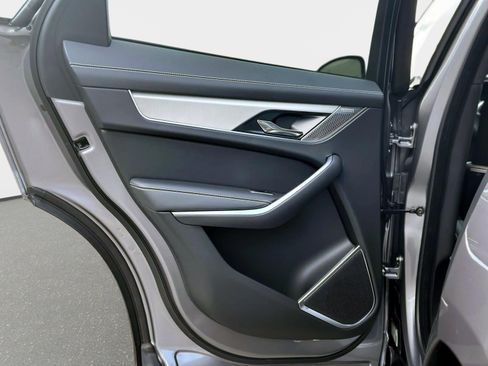 New 2026 Jaguar F-PACE R-Dynamic S AWD/4WD image 10