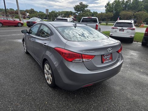 Used 2012 Hyundai Elantra Limited FWD image 9