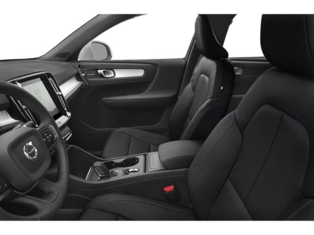 Used 2020 Volvo XC40 T4 Inscription w/ Protection Package Premier FWD image 9