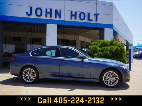Used 2025 BMW 330i xDrive Sedan AWD/4WD image 9
