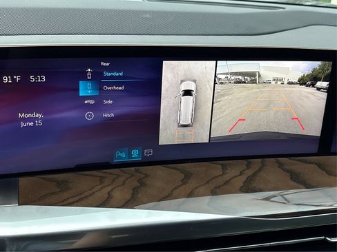 New 2026 Cadillac Escalade ESV Platinum Luxury w/ LPO, Radiant Package AWD/4WD image 26