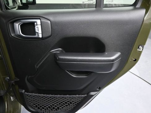 Used 2023 Jeep Wrangler Sport S image 30