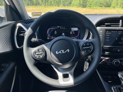 New 2025 Kia Soul LX image 20