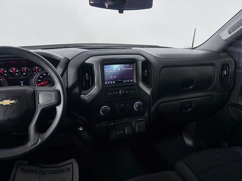 Used 2022 Chevrolet Silverado 1500 Custom AWD/4WD image 22
