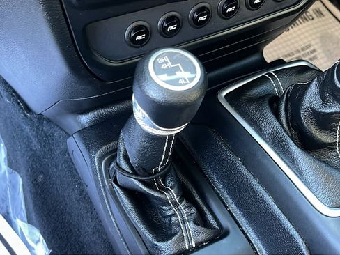 Used 2018 Jeep Wrangler Unlimited Sahara w/ Cold Weather Group image 20