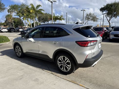 Used 2020 Ford Escape SEL image 13