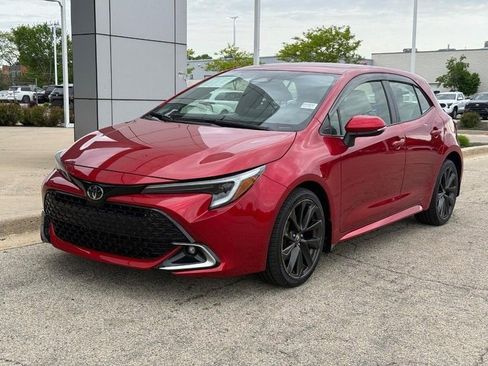 Used 2023 Toyota Corolla XSE FWD image 7