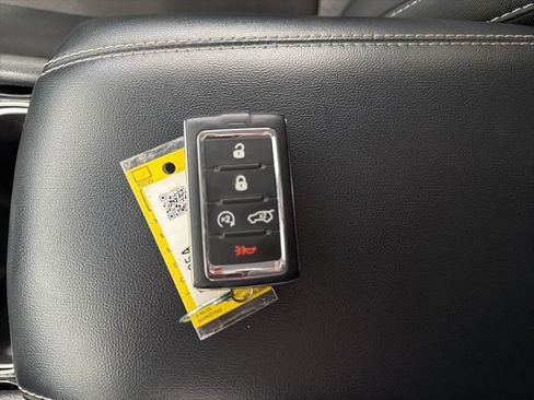 Used 2022 Jeep Grand Cherokee L Laredo w/ Luxury Tech Group I image 38