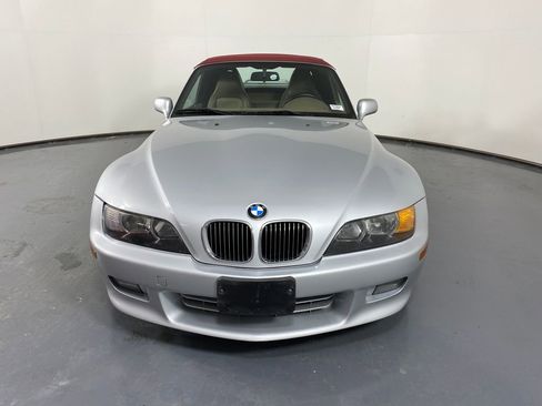 Used 2001 BMW Z3 3.0i image 2