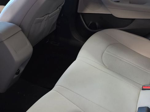 Used 2016 Hyundai Sonata SE FWD image 5