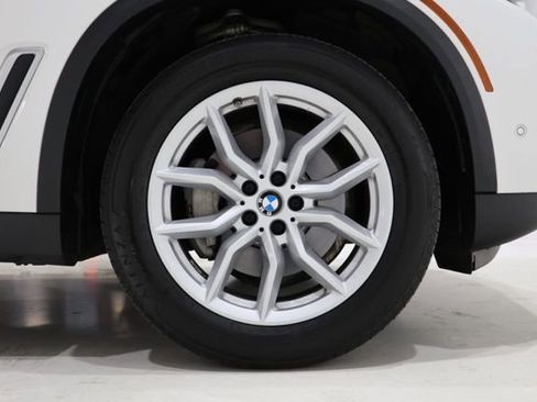 Used 2020 BMW X5 sDrive40i w/ Premium Package image 9