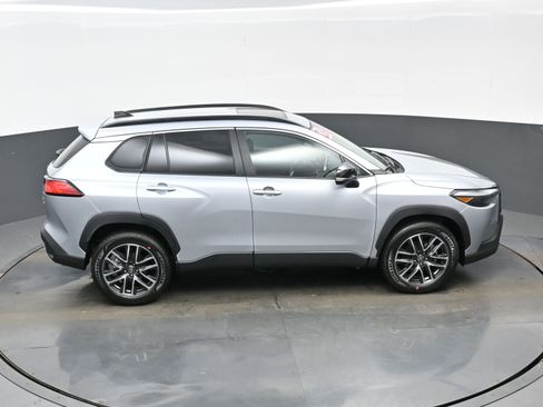 Used 2026 Toyota Corolla Cross XLE w/ Convenience Package image 42