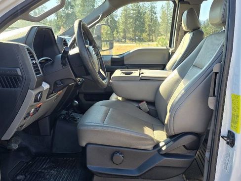 Used 2020 Ford F550 4x4 SuperCab Super Duty image 10