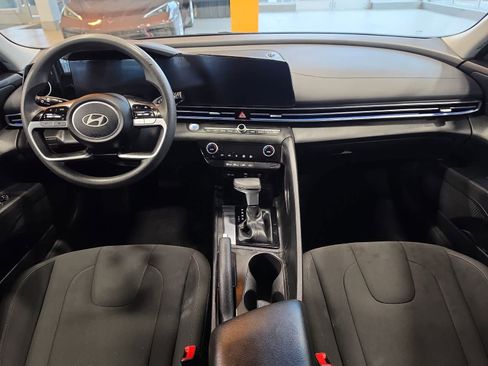 Used 2024 Hyundai Elantra SEL FWD image 26
