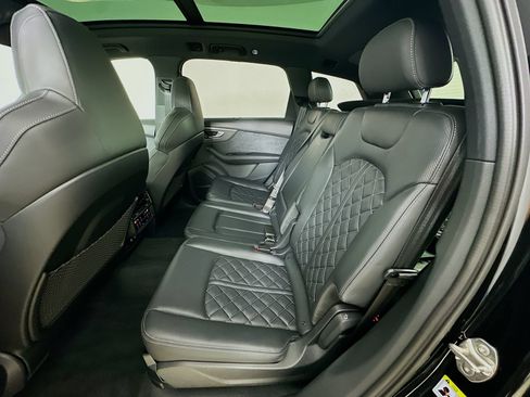 New 2026 Audi SQ7 Premium Plus AWD/4WD image 38