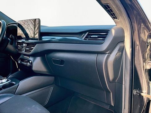 Used 2023 Ford Escape ST-Line w/ Tech Pack #1 image 17