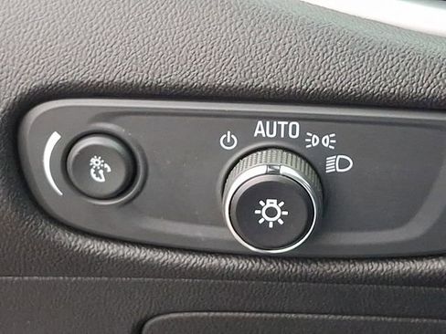 Used 2024 Chevrolet Malibu LT FWD image 23