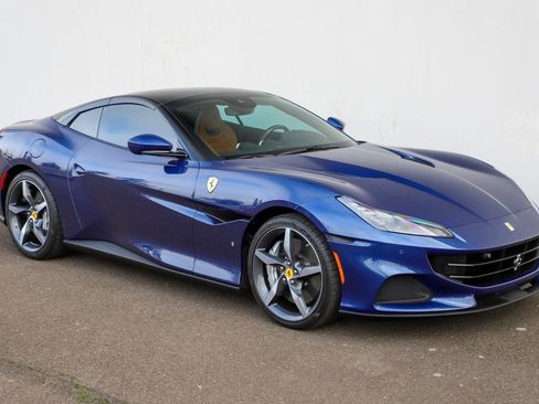 Certified 2023 Ferrari Portofino M image 25