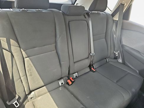 Used 2023 Nissan Rogue S AWD/4WD image 29