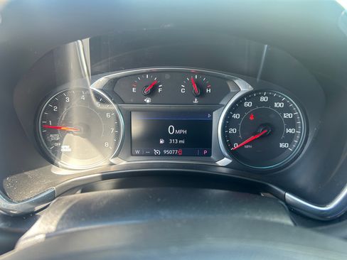 Used 2019 Chevrolet Equinox Premier AWD/4WD image 21