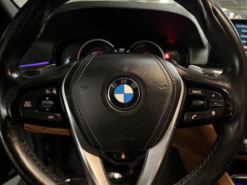 Used 2018 BMW 530e 530e iPerformance w/ Premium Package 2 image 30