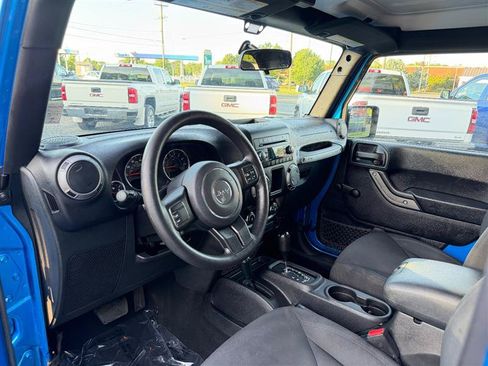 Used 2016 Jeep Wrangler Unlimited Sport w/ Trailer Tow Group AWD/4WD image 14