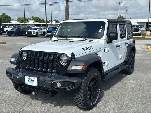 Used 2021 Jeep Wrangler Unlimited Sport AWD/4WD image 2
