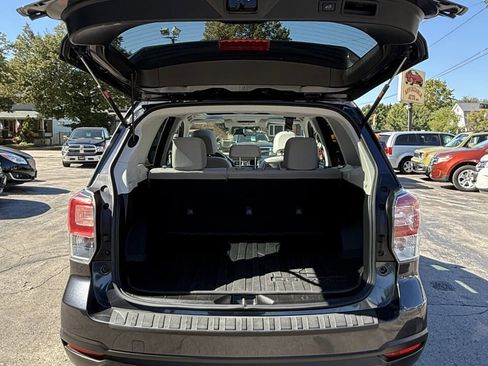 Used 2017 Subaru Forester 2.5i Premium image 10
